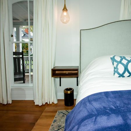 The Colonial Inn ヒルズボロ 部屋 写真