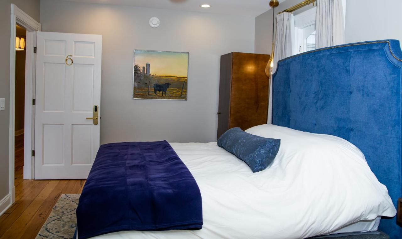The Colonial Inn ヒルズボロ 部屋 写真