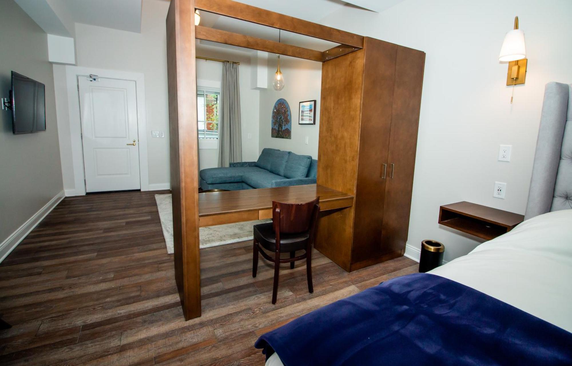 The Colonial Inn ヒルズボロ 部屋 写真