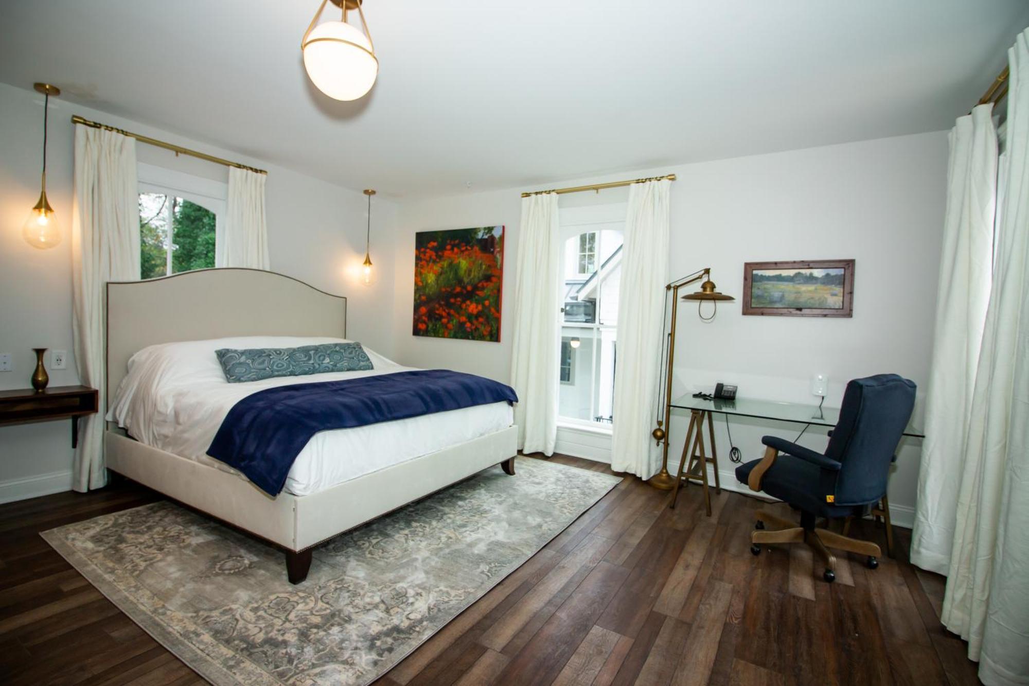 The Colonial Inn ヒルズボロ 部屋 写真